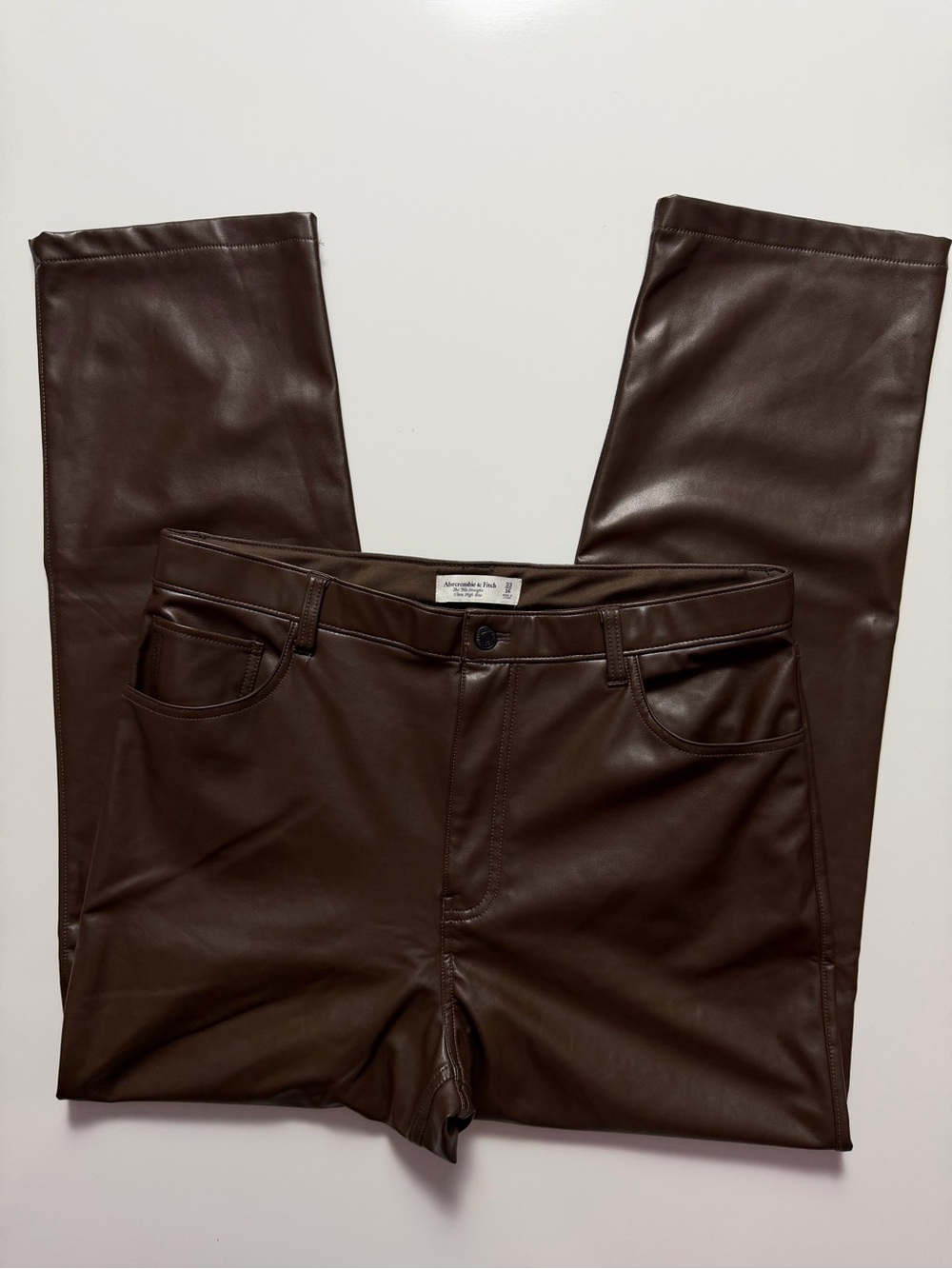 Abercrombie & Fitch 90s Straight Ultra HR Leather Pants, Brown, Size 33/16 - Picture 1 of 4